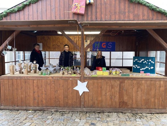 Holzhütte auf dem Weihnachtsmarkt
